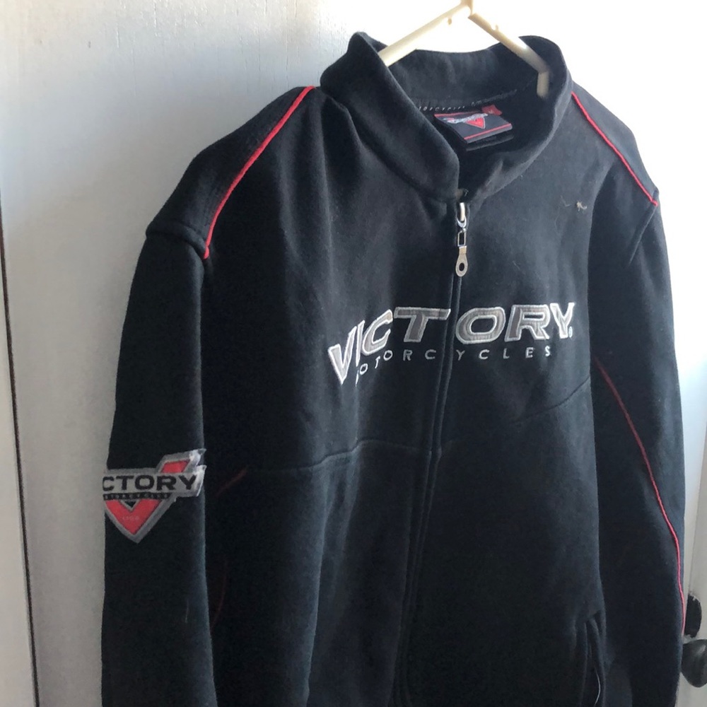 Victory meeting weight sweatshirt